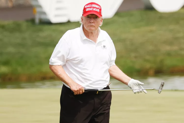 Golfing Donny